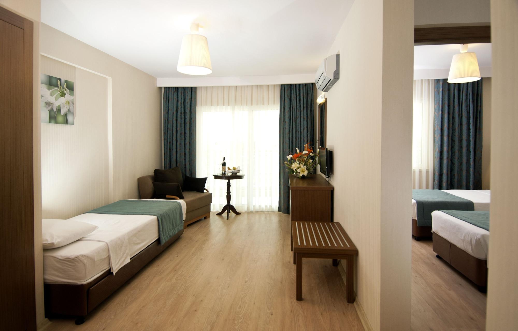 Supreme Hotel Marmaris Exterior photo